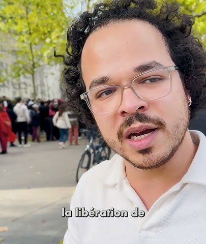 Manifestation en soutien à la #GENZ212 à Paris.