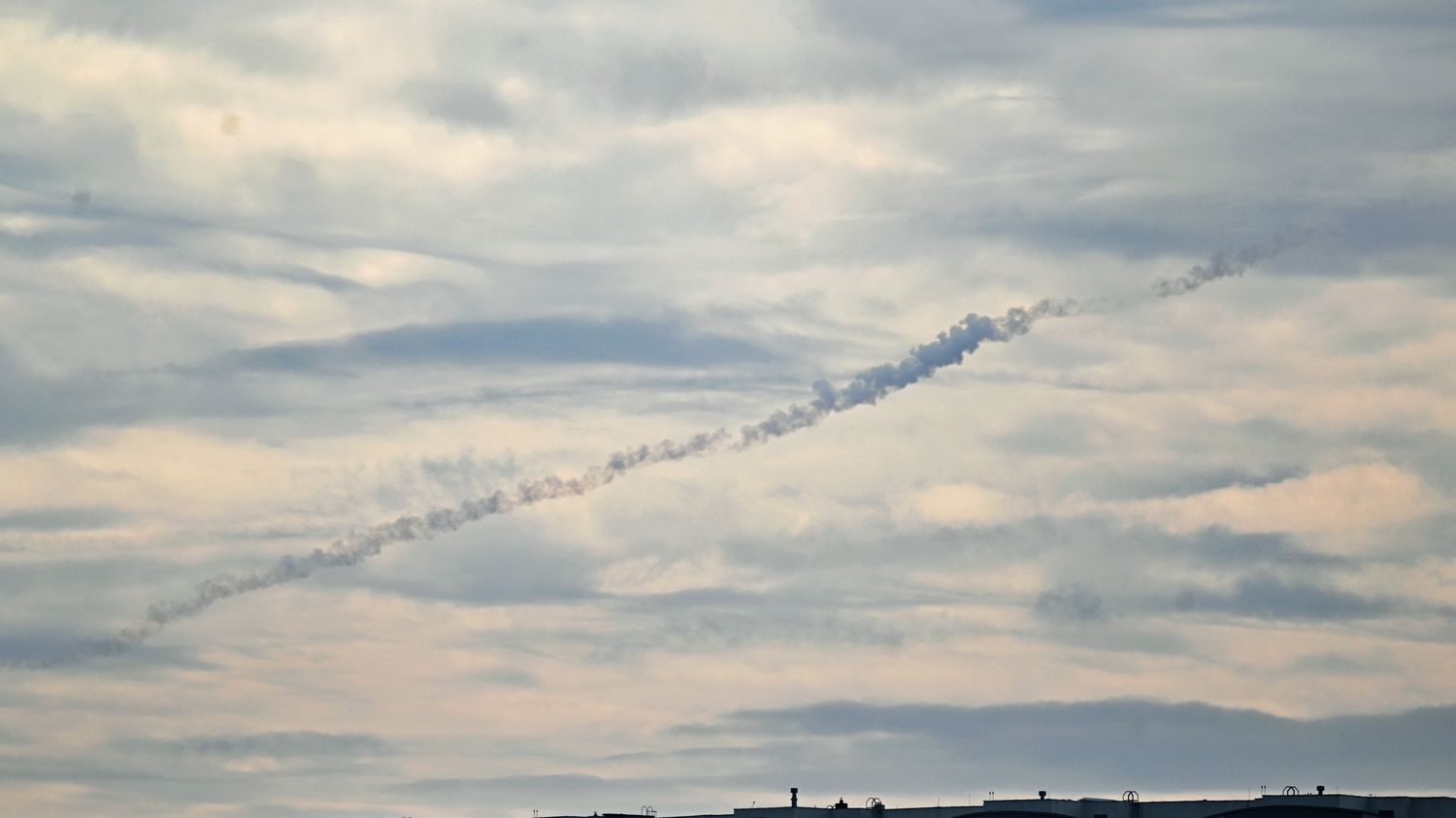 Drones russes : Macron dément avoir été alerté par la CIA