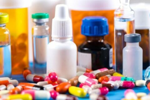 Médicaments : une première liste de 300 baisses de prix est validée
