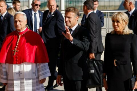 Le pape Léon XIV entame une visite de quatre jours en France